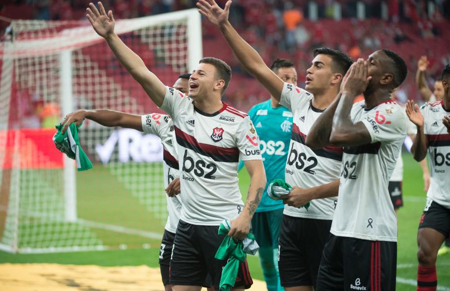 Em busca da 10ª vitória em 11 jogos, Fla defende série invicta aberta há 2 meses