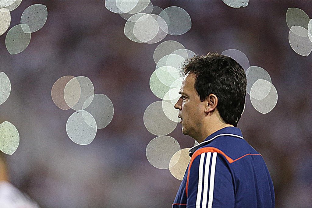 Após reintegração, Fernando Diniz aposta na recuperação de Jucilei no São Paulo
