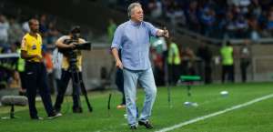 Mineirão tem clima tenso e protestos após novo tropeço do Cruzeiro