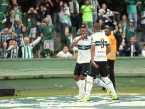 Coritiba x Criciúma - Objetivos opostos em campo no Couto Pereira