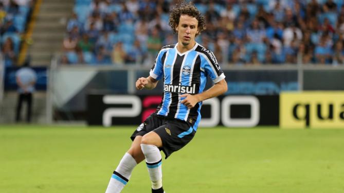 Provável titular contra o Atlético-MG, Galhardo celebra oportunidade no Grêmio