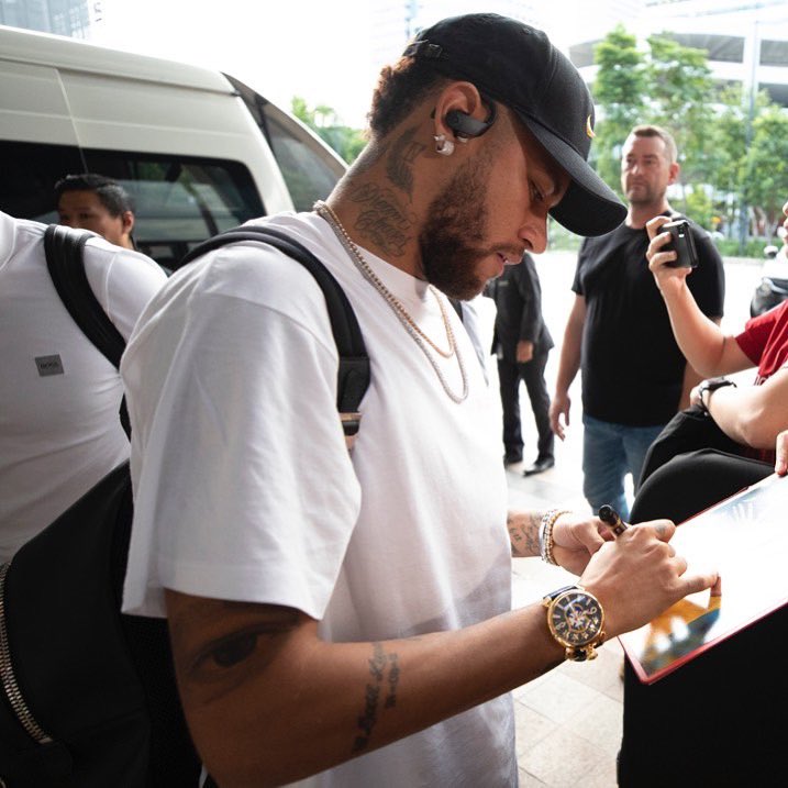 Neymar afirma que foi mal interpretado e nunca quis ‘carregar seleção nas costas’