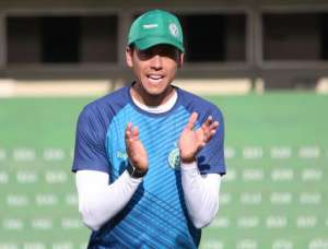 Técnico vibra com atuação, mas pede pé no chão no Guarani