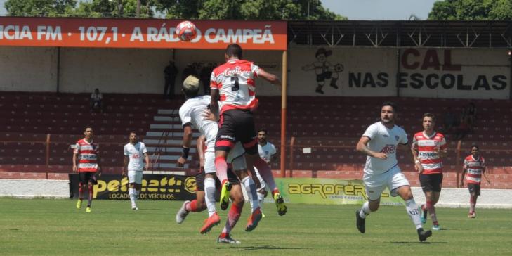 São Bernardo abriu 3 a 0 no Linense. Foto: João Romoli