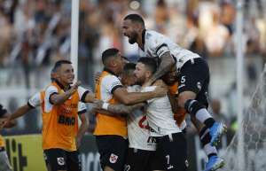 Talles Magno comemora vitória do Vasco em 'despedida' antes do Mundial Sub-17