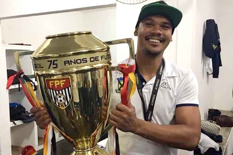 LUTO! Volante Agenor, ex-Atlético-GO e Ponte Preta, morre em acidente de carro