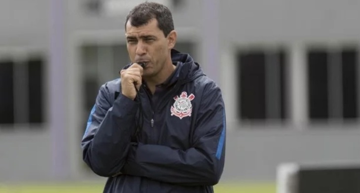 Críticas e desempenho ruim do time deixam Fábio Carille pressionado no Corinthians