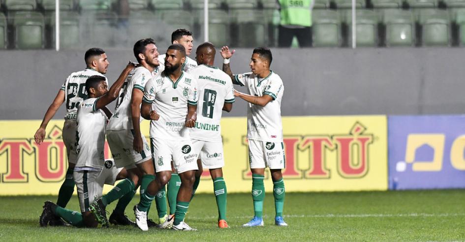 América derrota o Vila Nova - Mourão Panda / América