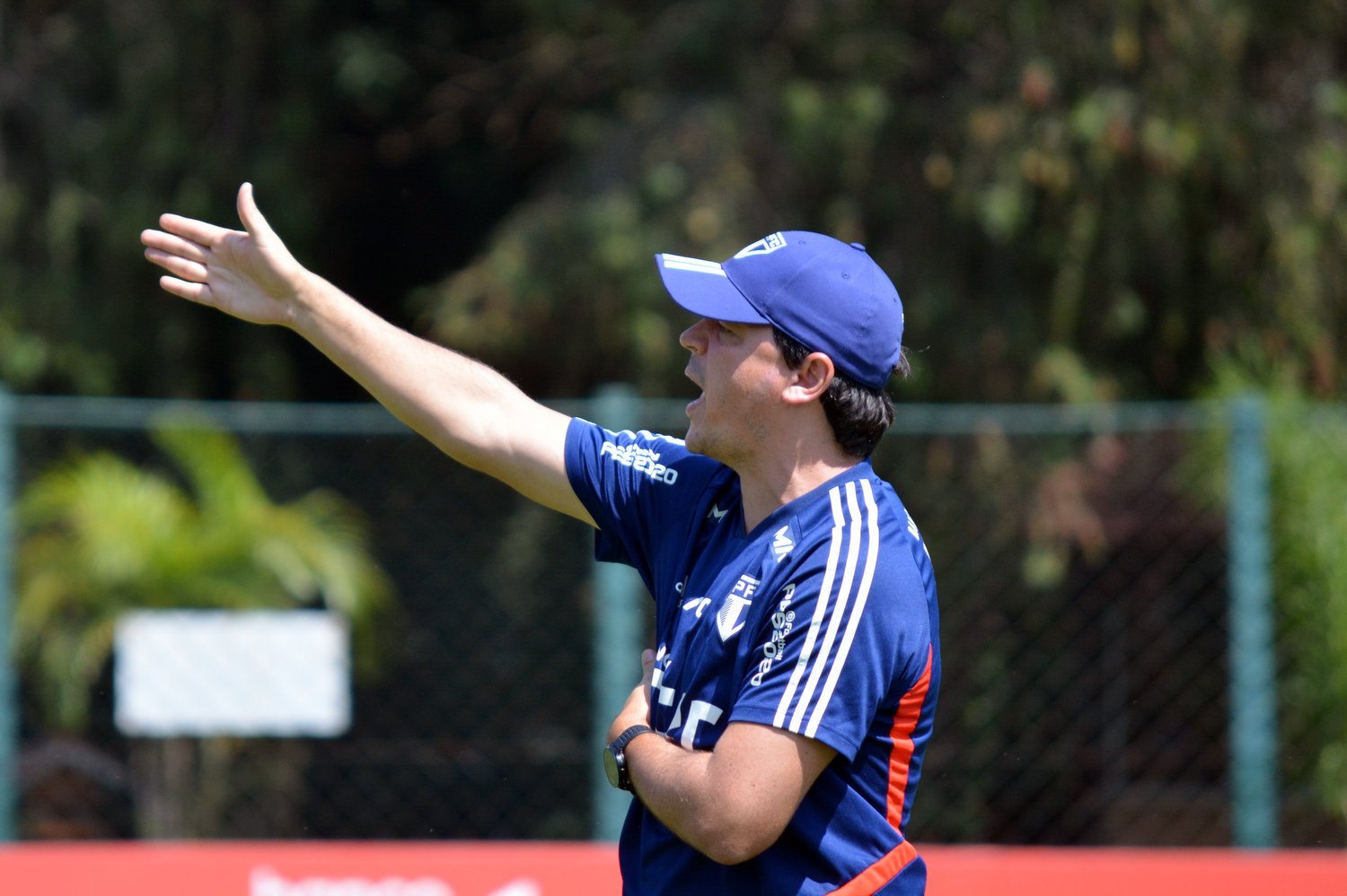 Invicto no São Paulo, Fernando Diniz já parou Jorge Jesus e venceu Carille e Ceni