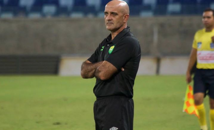 Ex-técnico do Cuiabá assume time ameaçado de rebaixamento na Série B