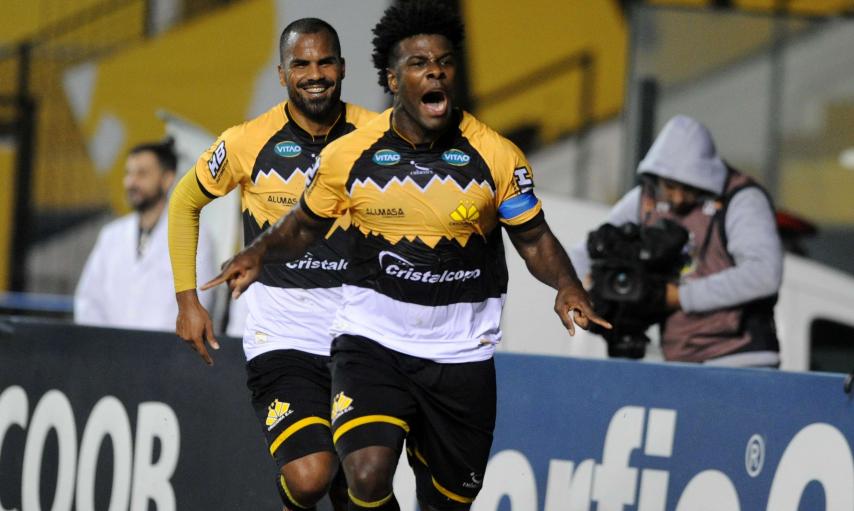 Série B: Cavalo revela boa impressão no Criciúma e avisa: “Ninguém foi rebaixado”