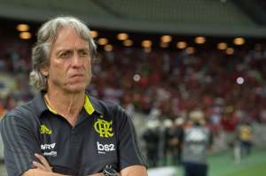 Flamengo teve vitória com 'estrelinha de campeão', diz Jorge Jesus