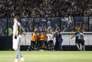 Com Luxa, Vasco reage após ocupar lanterna e já sonha com Libertadores