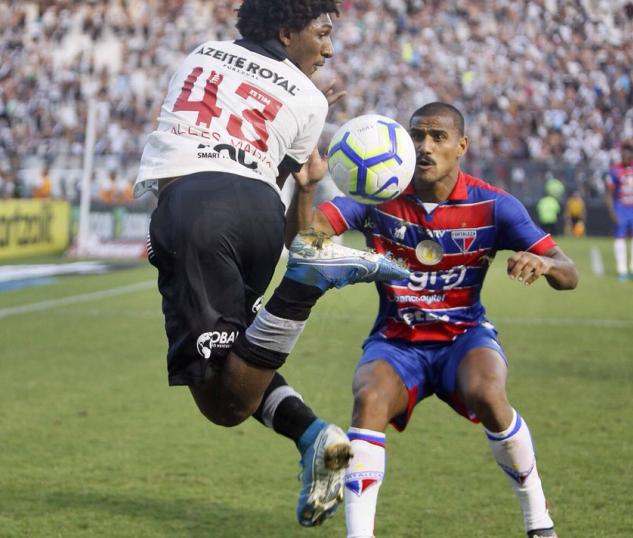 Talles é tratado como joia em São Januário