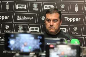 Série B: Sem dupla de volantes, Pintado encaminha Figueirense para estreia