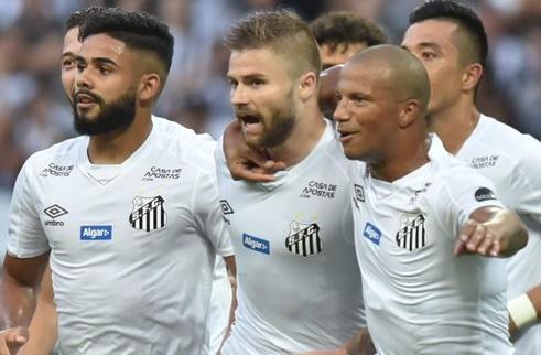 Sem tomar gol nos últimos 4 jogos, Santos volta a colocar força defensiva à prova