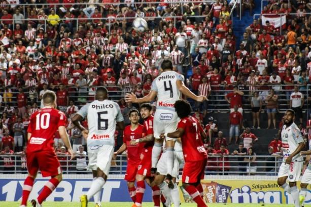 Segundo melhor visitante, CRB tentará encerrar jejum fora de casa na Série B