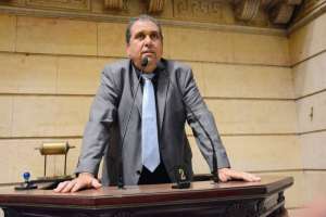 Vereador faz projeto de lei para proibir VAR no Rio de Janeiro