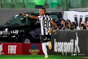 Expulsão de Vinícius e retornos devem mudar cara do Atlético para jogo com Santos