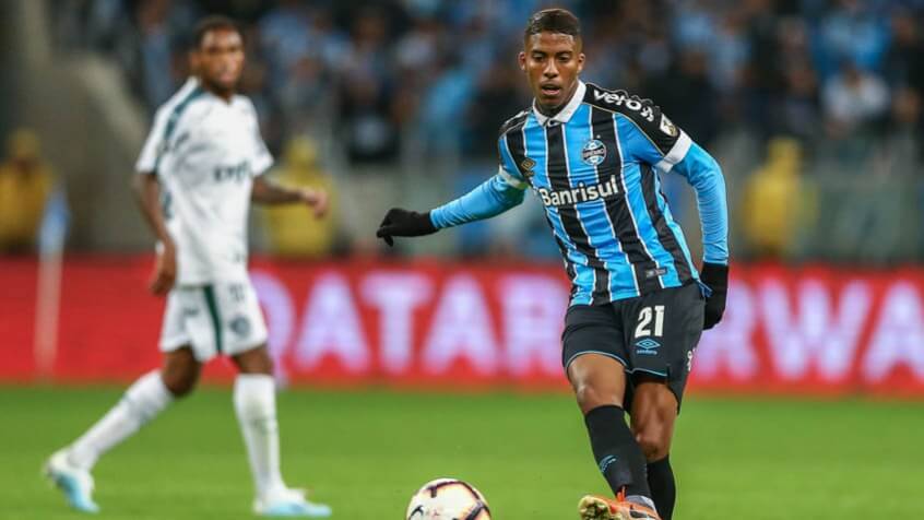 Meia faz treino físico e aumenta chance de reforçar o Grêmio na Libertadores