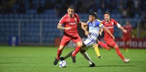 Evando volta a mostrar incômodo com VAR e exalta entrega do Avaí