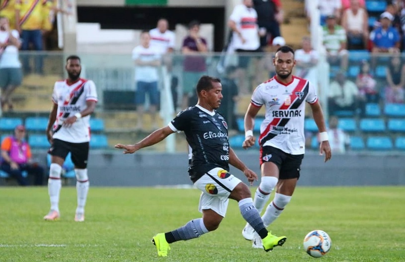 ‘Mãe’ dos boleiros veteranos, Brasiliense contrata experiente meia ex-Inter e Santos