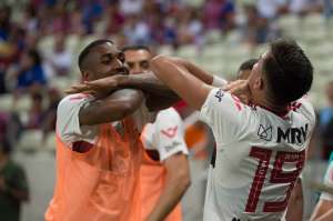 Flamengo x Fluminense - Clássico no Maraca aquecendo para decisão na Libertadores