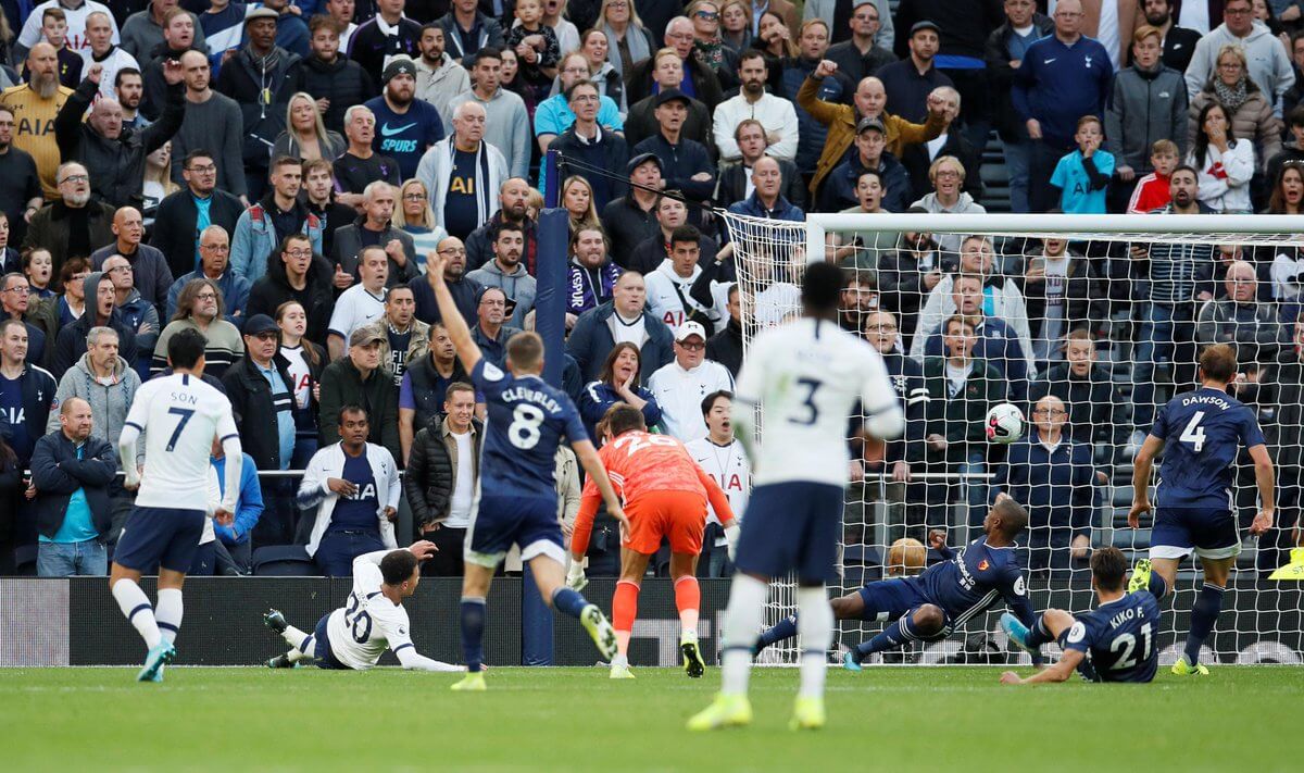 INGLÊS: Dele Alli salva Tottenham da derrota com gol no fim; Chelsea ganha do Newcastle