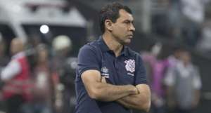 Após novo tropeço corintiano, Carille reclama de erro da arbitragem