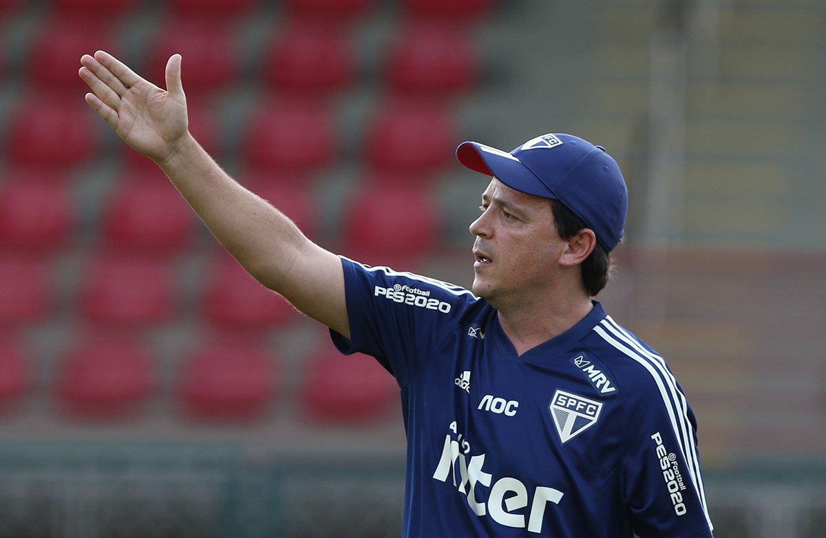 De olho no G4 do Brasileirão, São Paulo recebe o Avaí no Morumbi