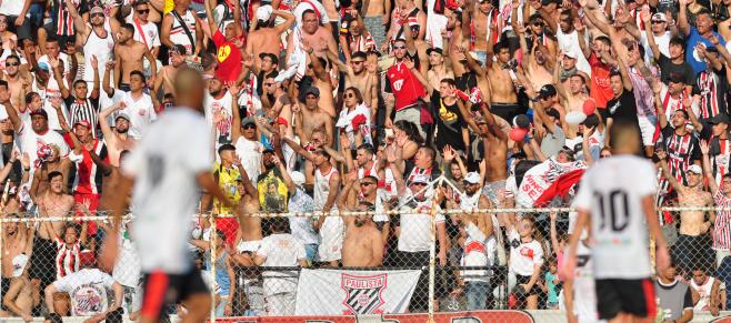 Segundona: Jogadores e comissão técnica do Paulista comemoram acesso. VEJA VÍDEO!