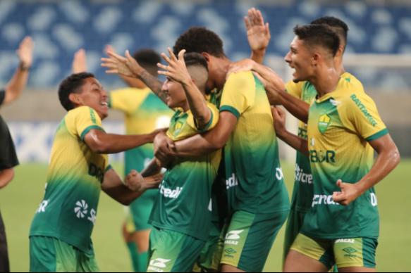 Cuiabá vence o Luverdense na ida da final da Copa FMF