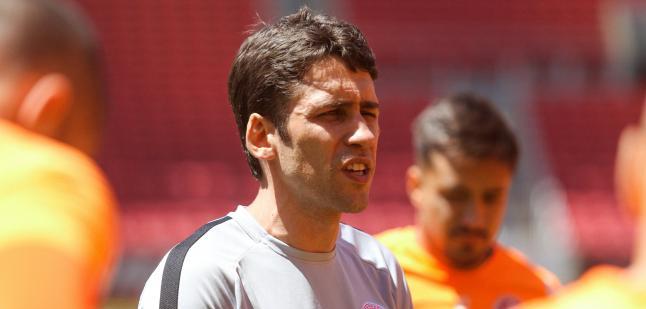 Apesar do despiste, diretoria negocia com técnico para o Internacional