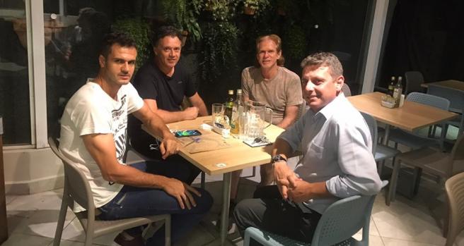 Portuguesa Santista ‘atravessa’ rival do Paulista A2 e anuncia ex-técnico da Ponte