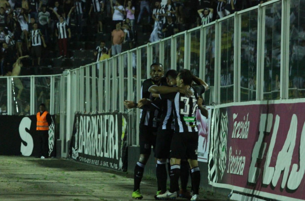 Série B: Figueirense será julgado na sexta por atrasos salariais e pode perder pontos