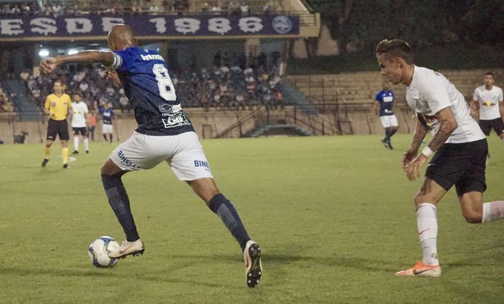 Com 91.5% de risco de queda, São Bento pega Guarani em confronto direto