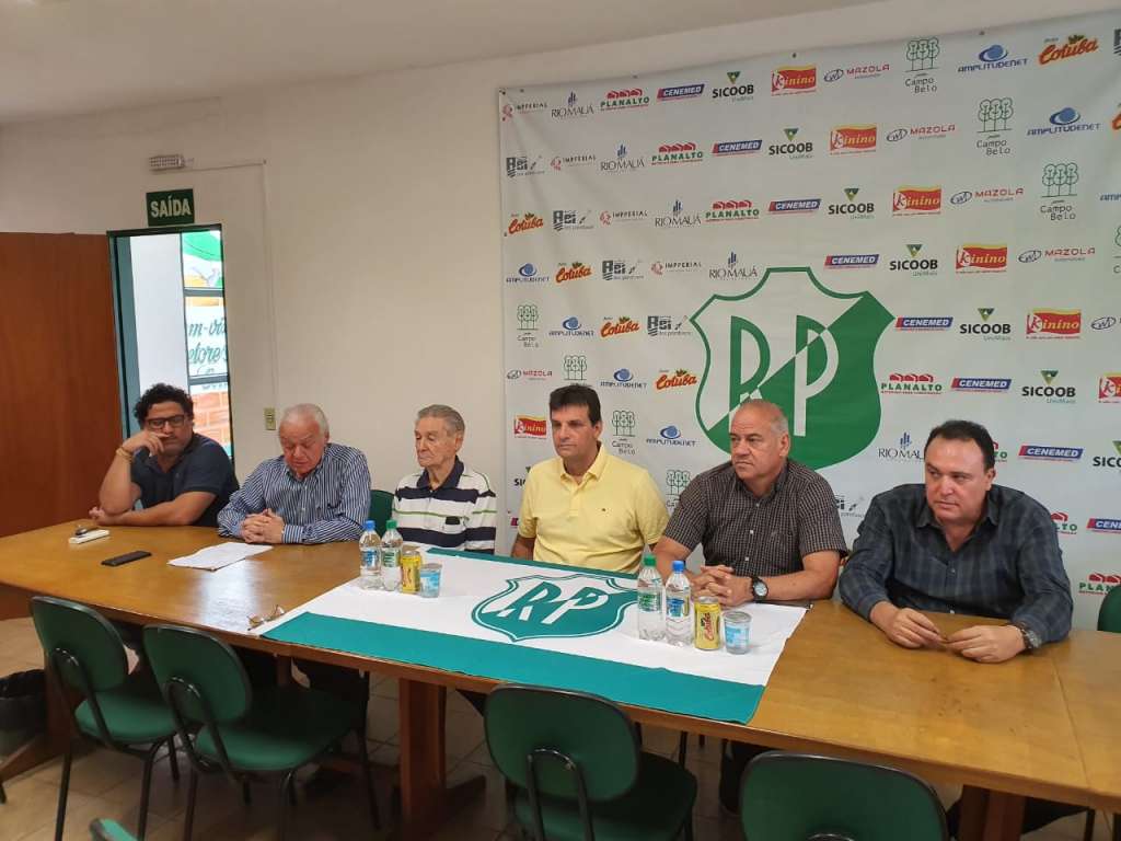 Trata-se de Régis Angeli que foi apresentado pela diretoria do Jacaré na manhã desta terça-feira (22)