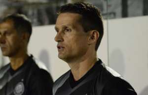 Operário tentará a 1ª vitória contra um clube da capital paranaense na Série B