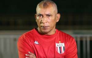 Hemerson Maria é obrigado a mexer no Botafogo para duelo ante o CRB pela Série B