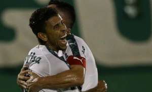 Palmeiras poderá ter dois desfalques contra o lanterna do Brasileirão