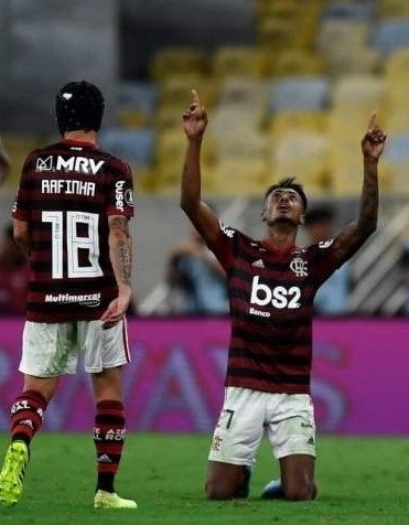 Flamengo lembra o grande Santos; Grêmio o amargo gosto dos 7 a 1 dos alemães