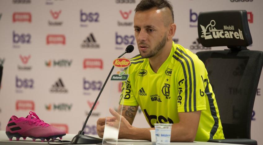 Flamenguista revela temor após lesão e diz que provocação a Renato foi ‘brincadeira’