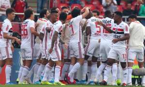 São Paulo recebe o Atlético-MG e tenta manter 100% em casa com Diniz