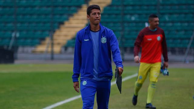 Série B: Carpini elogia elenco do Guarani após empate: “Tem lutado demais”