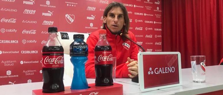 Técnico especulado pelo Internacional deixa clube da Argentina