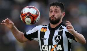 João Paulo assume desempenho ruim do Botafogo: 