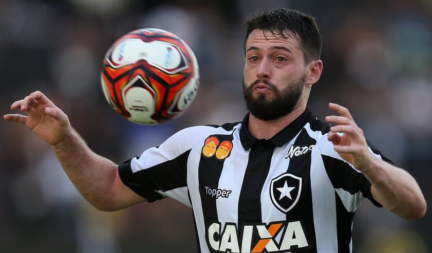 João Paulo assume desempenho ruim do Botafogo: “Grêmio foi melhor”