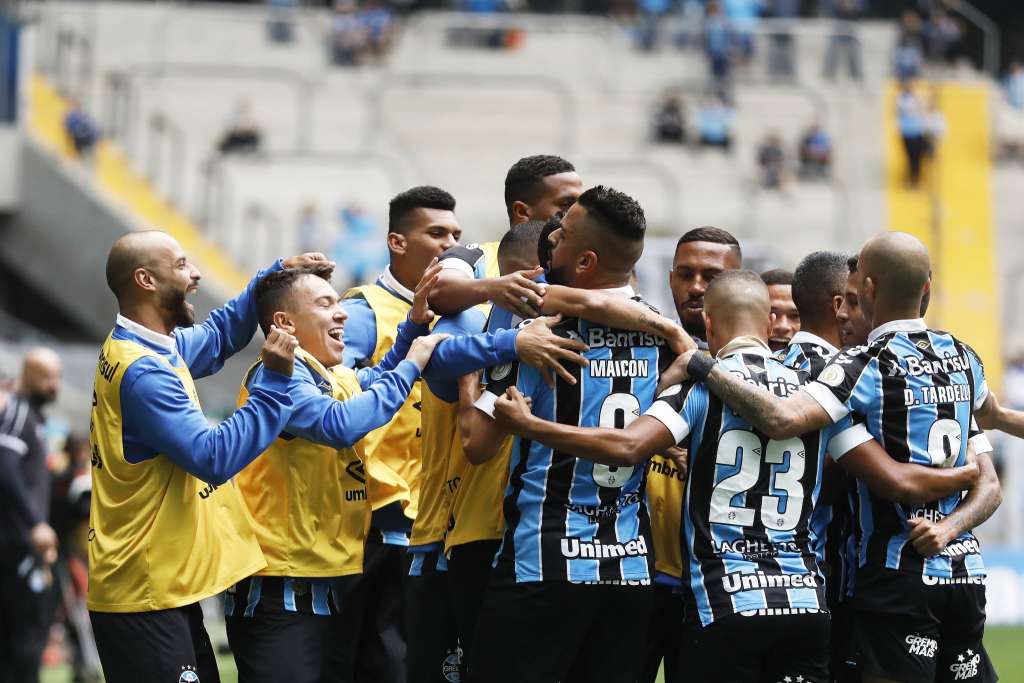 Grêmio 3 x 0 Botafogo - Tricolor apaga goleada para Fla e reabilita no Brasileirão 2 0002050425809 img