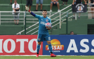 Tiago Volpi se diz feliz no São Paulo, mas não sabe se ficará no clube para 2020