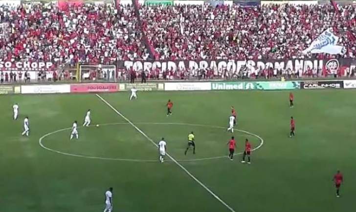 Comemoração de título na Segundona Mineira termina com ação policial. VEJA VÍDEO!